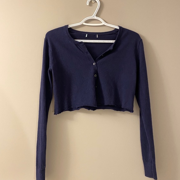 Navy button cropped cardigan - Picture 6 of 9